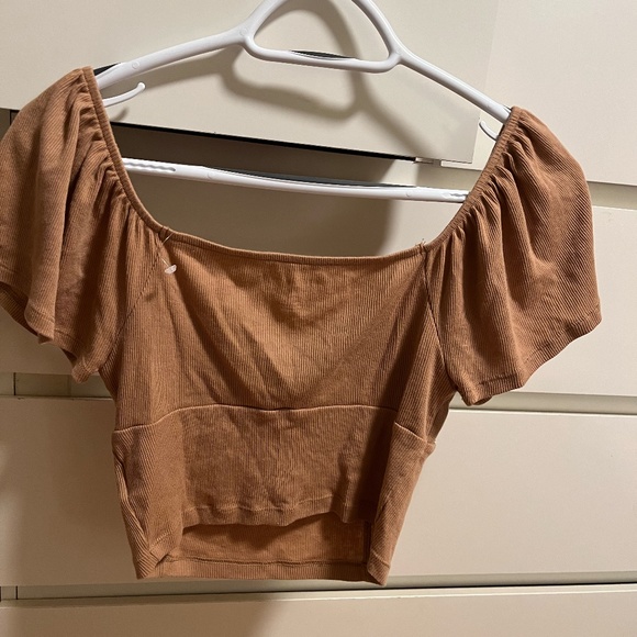 american eagle off the shoulder top - Picture 2 of 2